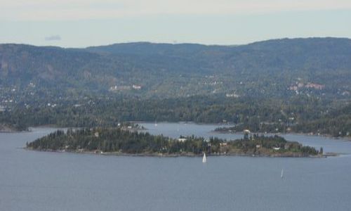 Zdjęcie NORWEGIA / Oslo  / Nesoden- polwysep / Widok z polwyspu Nesoden - wyspa