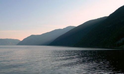 Zdjcie NORWEGIA / Okolice Sognefiordu / okolice Laerdal / rejs po fjordach