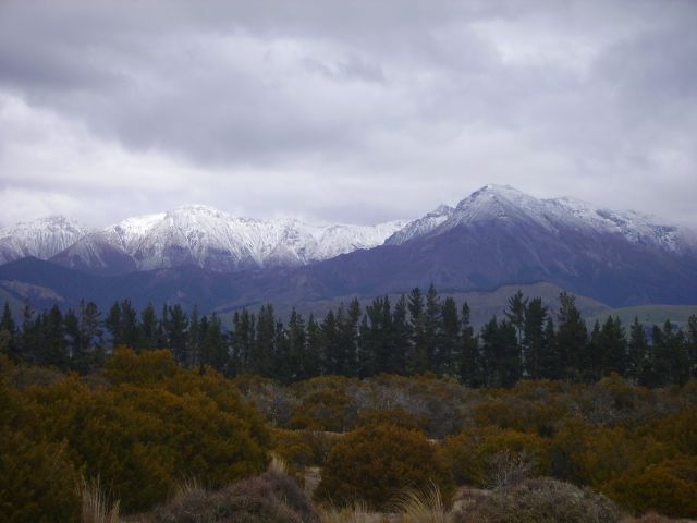 Zdjęcia: po drodze do Te  Anau, Wyspa Południowa, jesienny pejzaż - wiosną, NOWA ZELANDIA Zdjęcia: po drodze do Te  Anau, Wyspa Południowa, jesienny pejzaż - wiosną, NOWA ZELANDIA