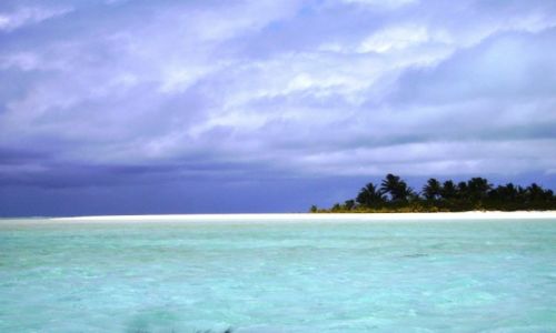 NOWA ZELANDIA / Wyspy Cooka / atol Aitutaki / bezludne wysepki koralowe