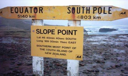 Zdjecie NOWA ZELANDIA / Wyspa Południowa / przylądek Slope Point / dalej już tylko ocean i Antarktyda