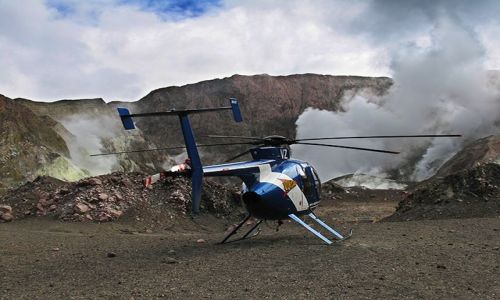 Zdjecie NOWA ZELANDIA / Południowy Pacyfik / White Island - wyspa wulkan / Helikopter - najszybszy sposób na wydostanie się z wulkanu