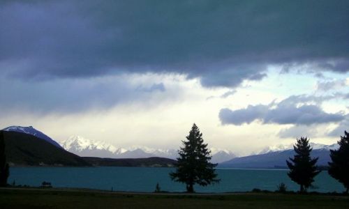 Zdjecie NOWA ZELANDIA / Poudniowa Wyspa / Lake Tekapo / jezioro Tekapo przed burz