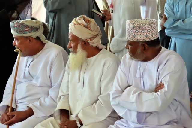 Zdj cia: Sinaw, Kozi targ, OMAN