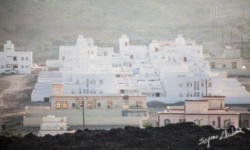 Zdjecie OMAN / Qurayyat / Wadi Dayqah / Miasteczko