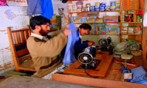 Zdjecie PAKISTAN / Bumburet / Bumburet / Praca