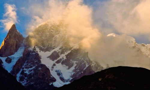 Zdjcie PAKISTAN / Karimabad / Wzgrze Duikar / Lady Finger