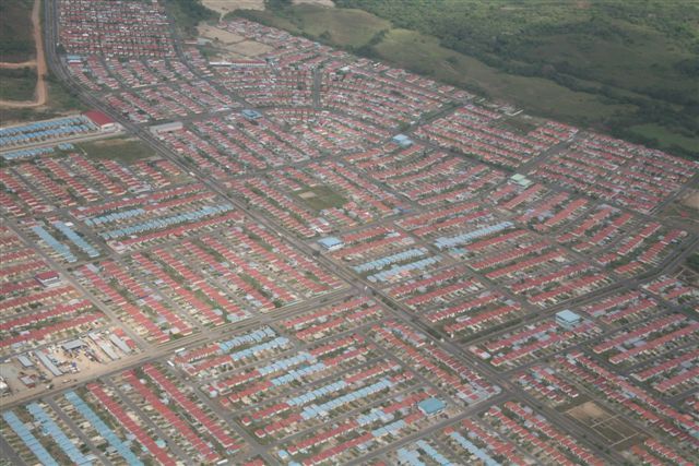 Zdjęcia: Don Bosco nieopodal lotniska Tocumen, Panama , Mam domek i sąsiadów, PANAMA Zdjęcia: Don Bosco nieopodal lotniska Tocumen, Panama , Mam domek i sąsiadów, PANAMA