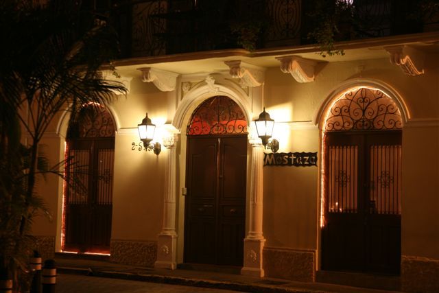 Zdjęcia: Panama City Casco Viejo, Jedna z najlepszych restouracji w okolicy, PANAMA Zdjęcia: Panama City Casco Viejo, Jedna z najlepszych restouracji w okolicy, PANAMA
