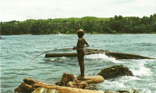 Zdjecie PAPUA NOWA GWINEA / Wschodnia PNG / Mandy Bay / Wędkarz