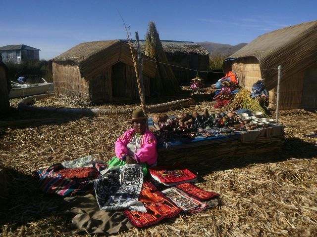Zdjęcia: Wyspy Uros, ludzie, PERU Zdjęcia: Wyspy Uros, ludzie, PERU