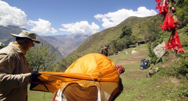 Zdj cia: Choquequirao, Cusco, Na rogatkach Choquequirao, ustawiliśmy nasze namioty., PERU Zdj cia: Choquequirao, Cusco, Na rogatkach Choquequirao, ustawiliśmy nasze namioty., PERU