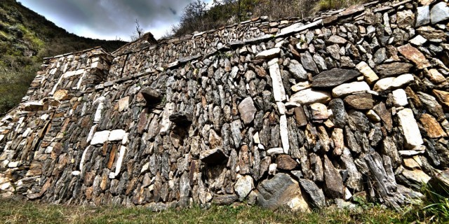 Zdj cia: Choquequirao, Cusco, Tarasy w Choquequirao ozdobione sylwetkami lam i, PERU Zdj cia: Choquequirao, Cusco, Tarasy w Choquequirao ozdobione sylwetkami lam i, PERU