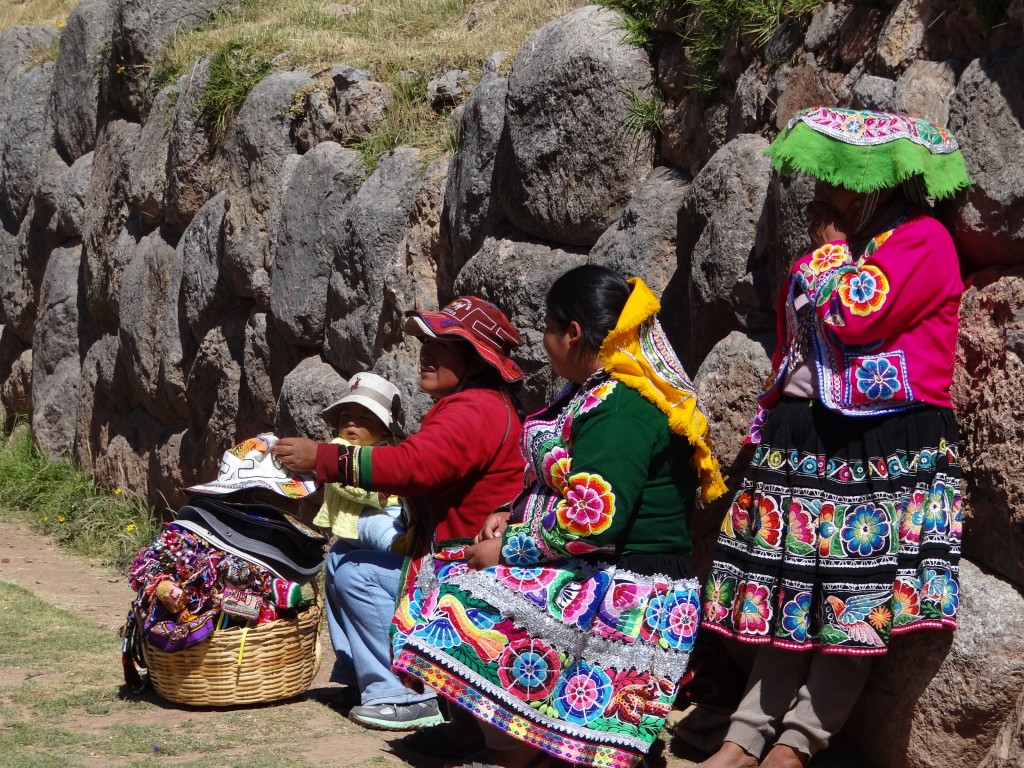 Zdjęcia: Peru, Ollantaytambo, Może kapelusz?, PERU Zdjęcia: Peru, Ollantaytambo, Może kapelusz?, PERU