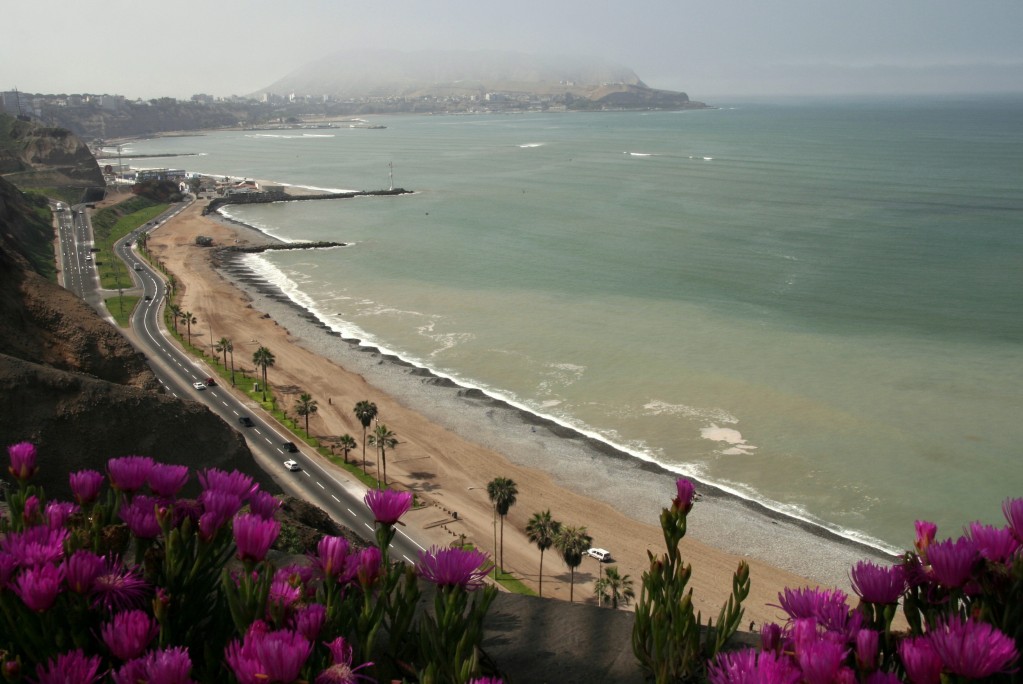 Zdjęcia: Wybrzeże oceanu, Lima, Kiedy odejdzie garua, PERU Zdjęcia: Wybrzeże oceanu, Lima, Kiedy odejdzie garua, PERU