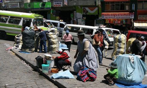Zdjęcie PERU / La Paz / La Paz / Handel uliczny