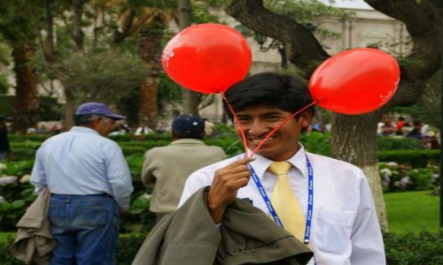Zdjecie PERU / Arequipa / Arequipa / Zakochany czy  jak
