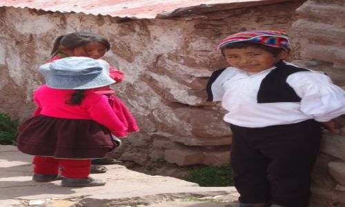 Zdjcie PERU / Puno / Wyspa Taquile (Titikaka) / Indianie na Taquile