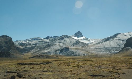 Zdjecie PERU / Arequipa / Peruwiaskie Andy / 4. Andy. Peru. Culipampa