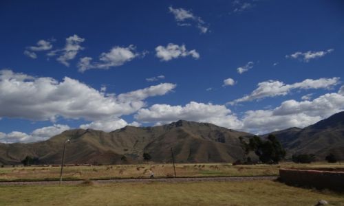 Zdjecie PERU / Okolice Arequipy / Okolice Arequipy / ... i czowiek na torach