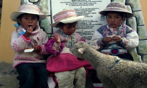 Zdjecie PERU / Chivay / Chivay / Ja te chc cukierka