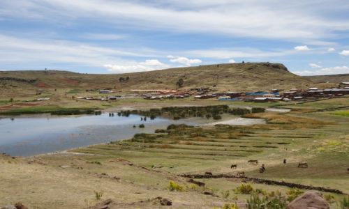 Zdjęcie PERU / Puno / Sillustani / Panorama miasteczka