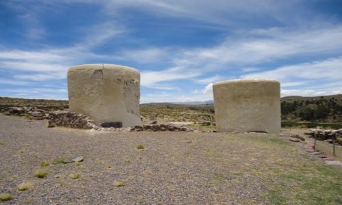 Zdjęcie PERU / Puno / Sillustani / Chullpas Yuraq Ayawasi