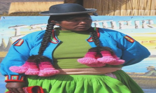 Zdjecie PERU / - / Jezioro Titicaca, wyspa Uros / Ciekawa fryzurka 
