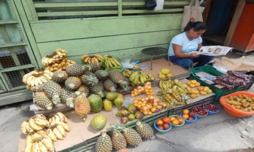 Zdjęcie PERU / Iquitos / Iquitos / Najpierw gazeta a potem klient!