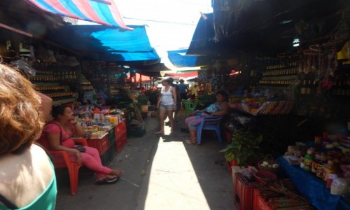 Zdj�cie PERU / Iquitos / Iquitos targ / Bazar w Iquitos