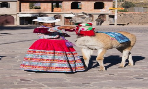 Zdjecie PERU / Arequipa / wioska Yanque w dolinie Colca / Dwa umiechy