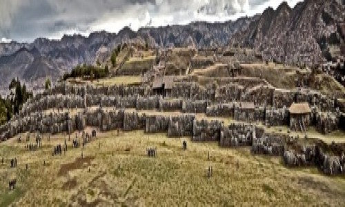 PERU / Cusco / Cusco / Sacsayhuaman 