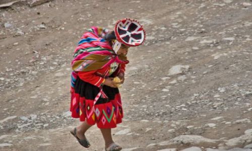 Zdjęcie PERU / brak / Kobieta z m.PISAC / : KOBIETA 1 :