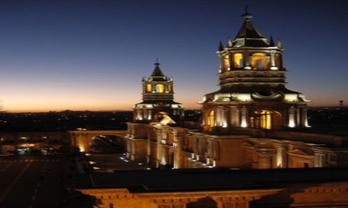 Zdjecie PERU / brak / Arequipia / Arequipia - katedra na Plaza de Armas