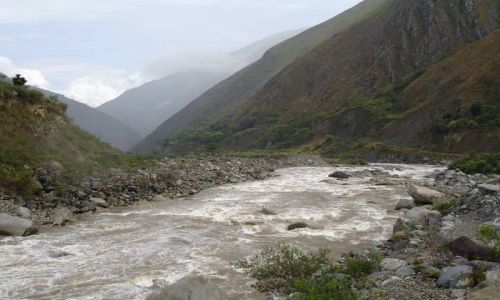 Zdjecie PERU / brak / Okolice Santa Maria / Widok na rzeke Urumbaba