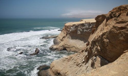 Zdjcie PERU / Paracas / Paracas / skaki...klify