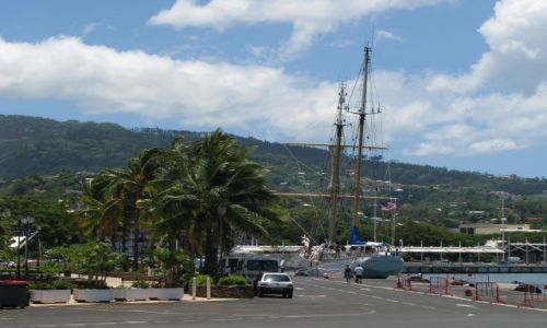 Zdjęcie POLINEZJA FRANCUSKA / Tahiti / Papeete / Port yachtowy