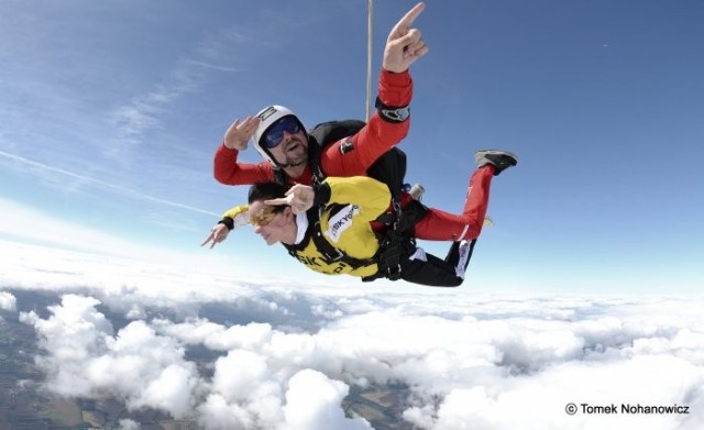 Zdj cia:  ,  , Sky Dive, POLSKA