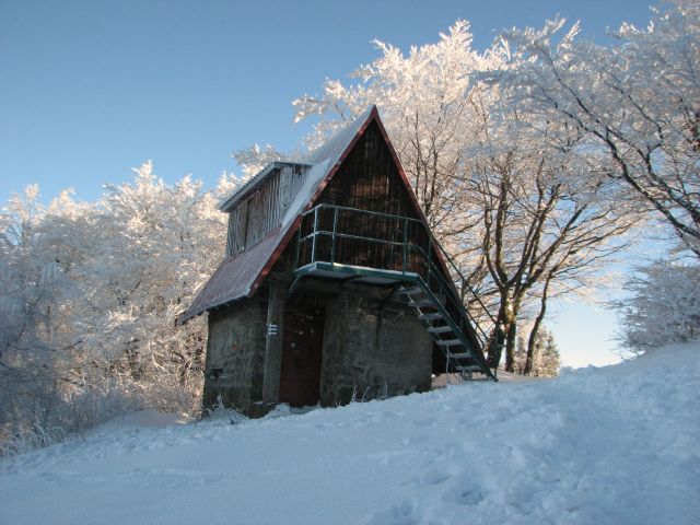 Zdjęcia: Jaworzyna 890 m n.p.m, Beskid Mały, domeczek, POLSKA Zdjęcia: Jaworzyna 890 m n.p.m, Beskid Mały, domeczek, POLSKA