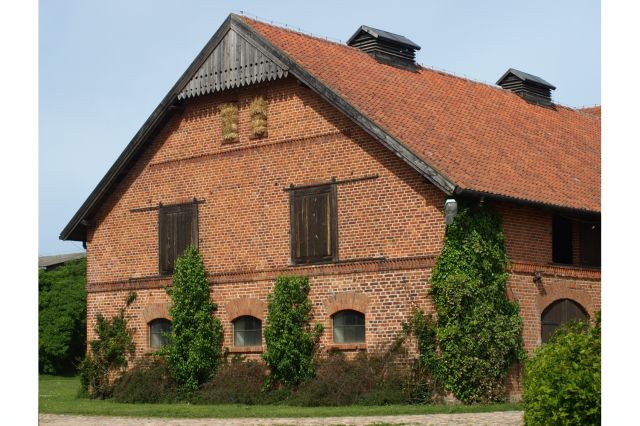 Zdjęcia: Galiny, warmia i mazury, budynki stajni, POLSKA Zdjęcia: Galiny, warmia i mazury, budynki stajni, POLSKA
