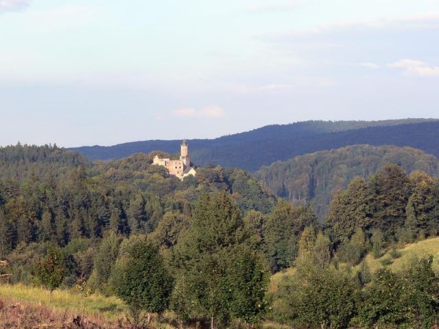 Zdjęcia: ZAGÓRZE ŚLĄSKIE, DOLNY ŚLĄSK-GÓRY SOWIE, ZAMEK GRODNO, POLSKA Zdjęcia: ZAGÓRZE ŚLĄSKIE, DOLNY ŚLĄSK-GÓRY SOWIE, ZAMEK GRODNO, POLSKA