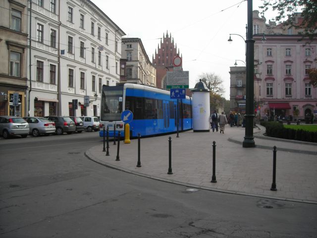 Zdjęcia: Kraków, niebieski tramwaj, POLSKA Zdjęcia: Kraków, niebieski tramwaj, POLSKA