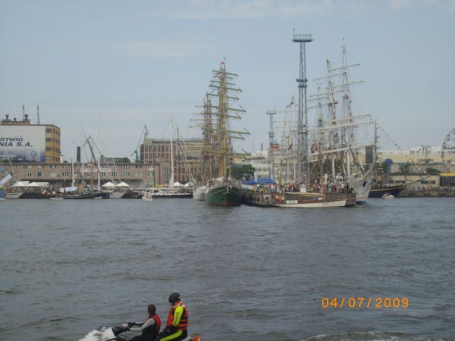 Zdjęcia: Gdynia, Pomorskie, Zlot żaglowców w Gdyni - lipiec 2009, POLSKA Zdjęcia: Gdynia, Pomorskie, Zlot żaglowców w Gdyni - lipiec 2009, POLSKA