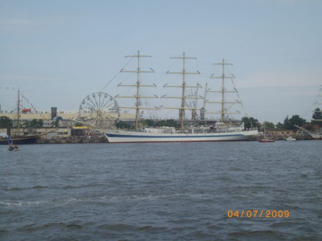 Zdjęcia: Gdynia, Pomorskie, Zlot żaglowców w Gdyni - lipiec 2009, POLSKA Zdjęcia: Gdynia, Pomorskie, Zlot żaglowców w Gdyni - lipiec 2009, POLSKA