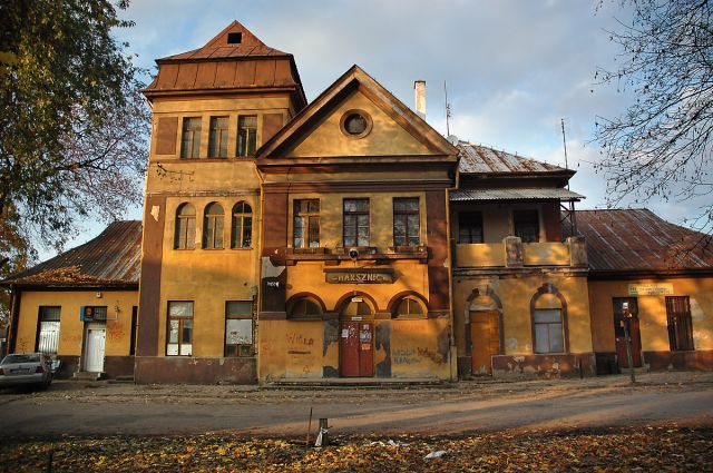 Zdjęcia: Charsznica, Miechów, przezytek - dworzec w Charsznicy - wycieczka sentymentalna, POLSKA Zdjęcia: Charsznica, Miechów, przezytek - dworzec w Charsznicy - wycieczka sentymentalna, POLSKA
