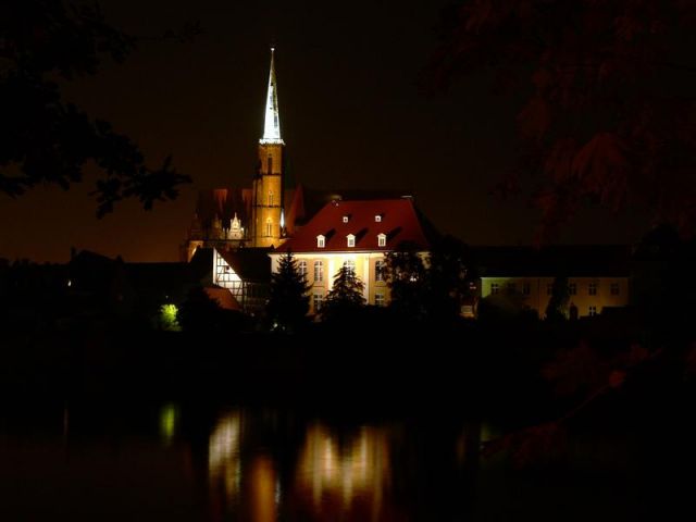 Zdjęcia: WROCŁAW-OSTRÓW TUMSKI, DOLNY ŚLĄSK-WROCŁAW, WROCŁAW NOCĄ, POLSKA Zdjęcia: WROCŁAW-OSTRÓW TUMSKI, DOLNY ŚLĄSK-WROCŁAW, WROCŁAW NOCĄ, POLSKA