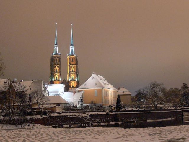 Zdjęcia: OSTRÓW TUMSKI, DOLNY ŚLĄSK-WROCŁAW, ZIMOWY WROCŁAW NOCĄ -VII, POLSKA Zdjęcia: OSTRÓW TUMSKI, DOLNY ŚLĄSK-WROCŁAW, ZIMOWY WROCŁAW NOCĄ -VII, POLSKA