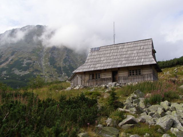 Zdjęcia: Tatry Dolina Pięciu Stawów, małopolskie, chata, POLSKA Zdjęcia: Tatry Dolina Pięciu Stawów, małopolskie, chata, POLSKA