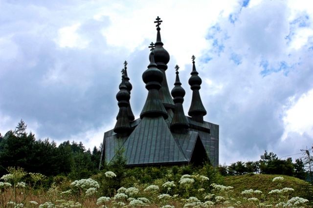 Zdjęcia: Krynica Górska, Cerkiew zatopiona w zieleni, POLSKA Zdjęcia: Krynica Górska, Cerkiew zatopiona w zieleni, POLSKA