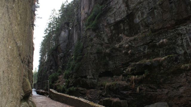 Zdjęcia: Szrenica, Szklarska Poręba, Skały Kamieńczyka, POLSKA Zdjęcia: Szrenica, Szklarska Poręba, Skały Kamieńczyka, POLSKA